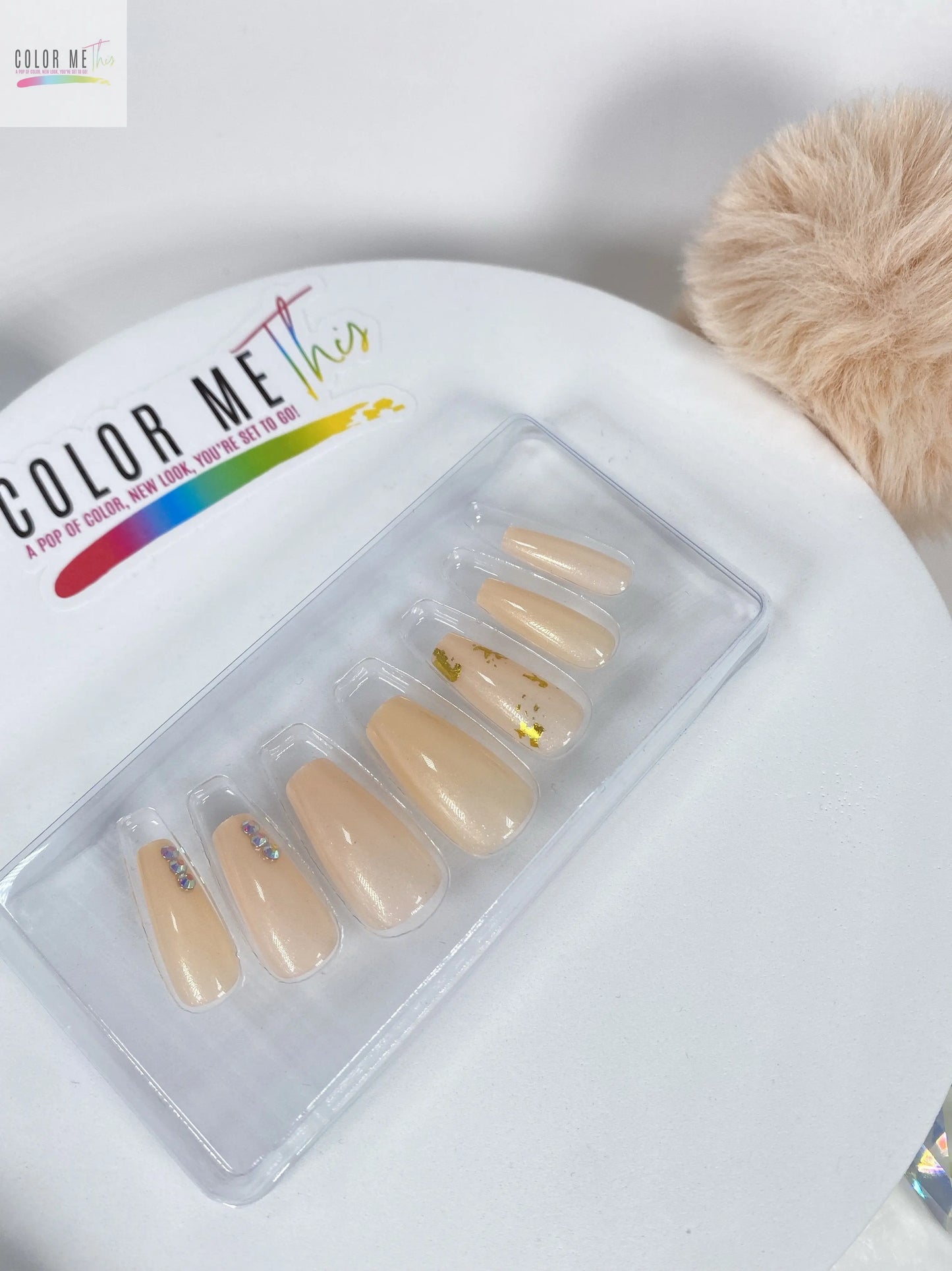 Cream and Gold Thingz Color Me This